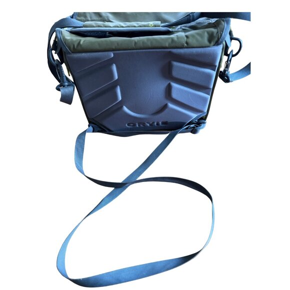 Orvis Waterproof Hip Pack External Fly-Drying Patch Green Gray Blue NWOT - Picture 4 of 6